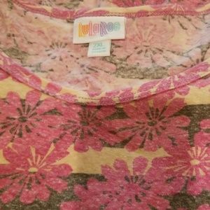 Woman's Lularoe Irma Top